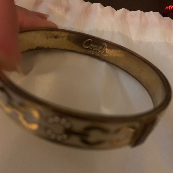Coach white enamel & gold tone bracelet - Picture 2 of 3